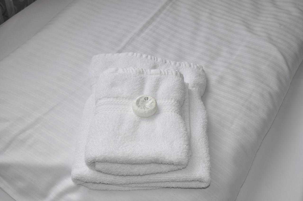 Hotel-Pension Asta Мюнхен Экстерьер фото